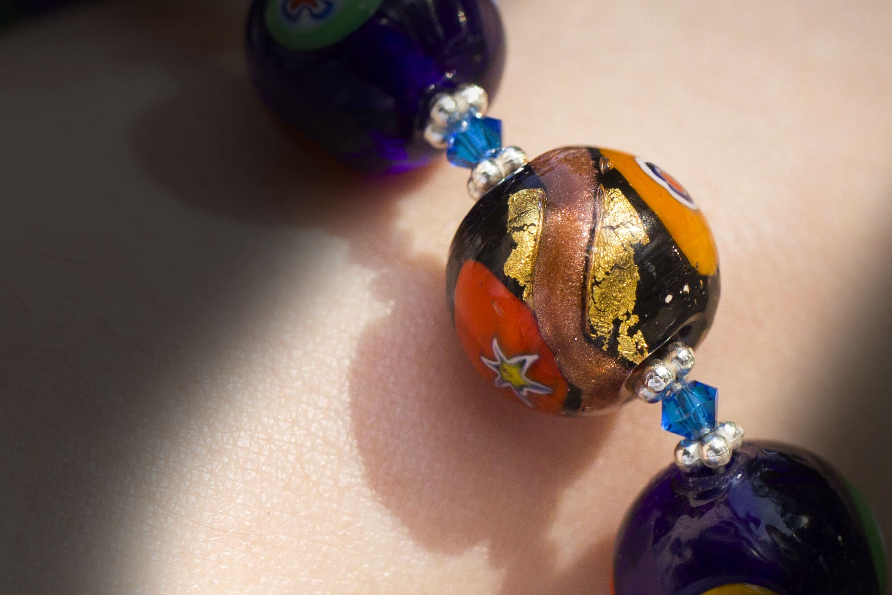 Artylish Collection Bracelet with Special Art Glass Bead
