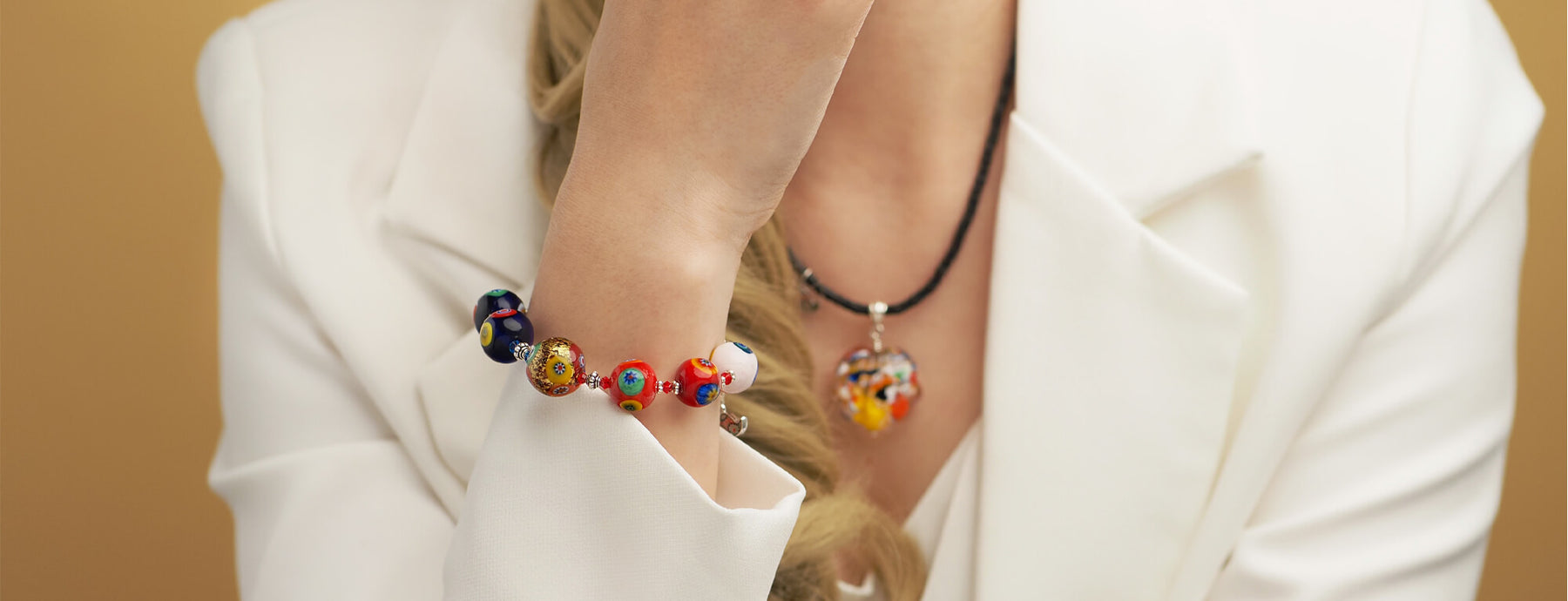Women bracelet by The Kiss Collection Jewelry