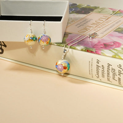 Love in Bloom Round Earrings - Earrings