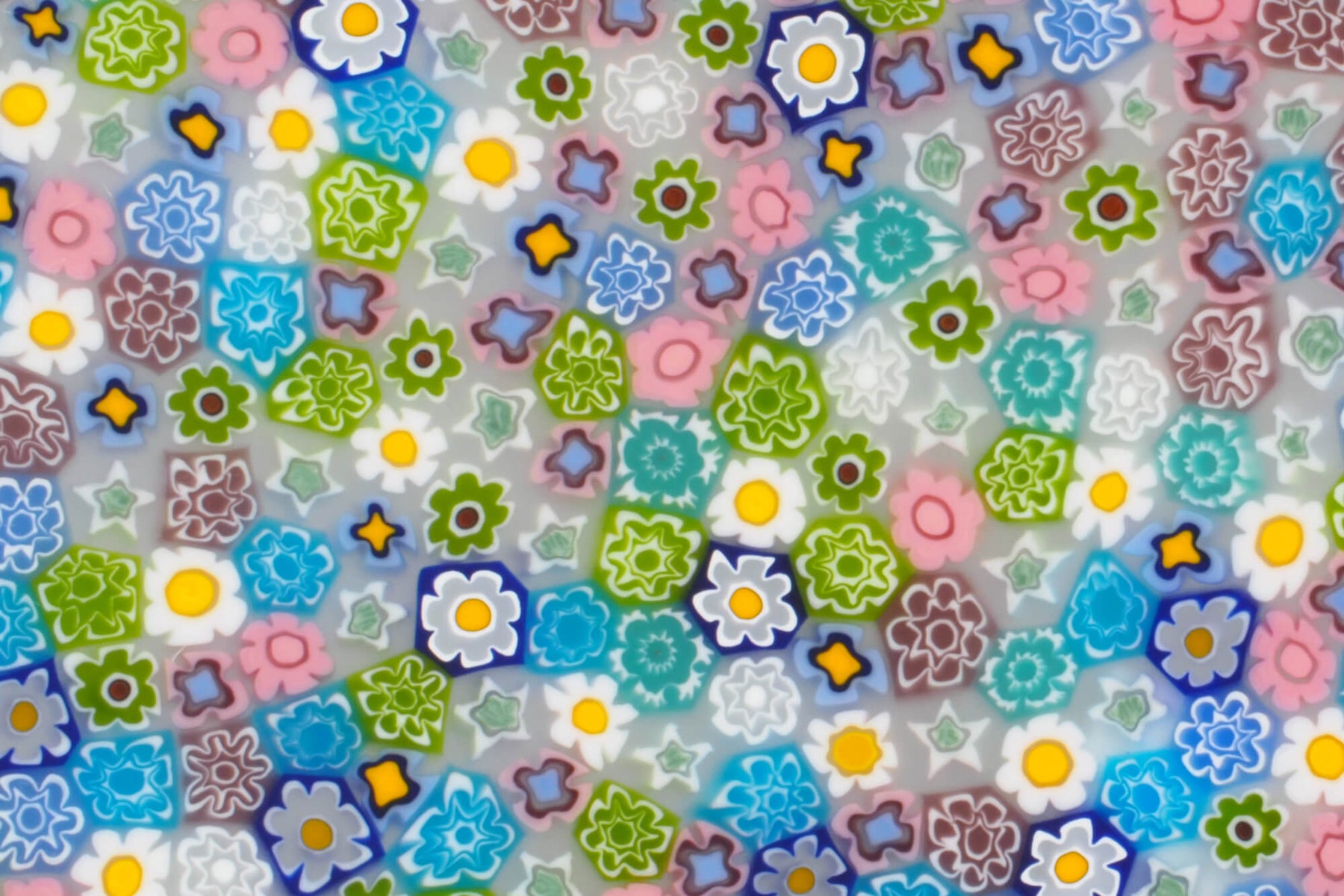Multipastel floral pattern with millefiori