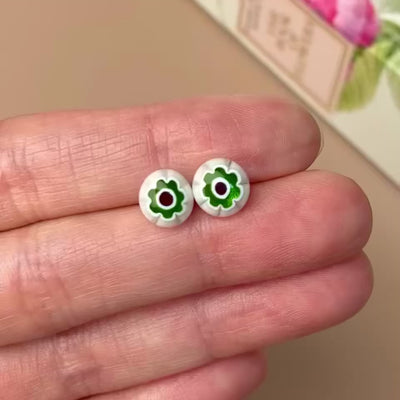 Full Bloom Stud Earrings (8mm)