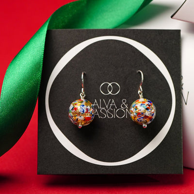 The Kiss Gold Round Earrings - Earrings