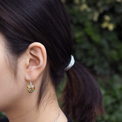 THE KISS Gold Heart Earrings
