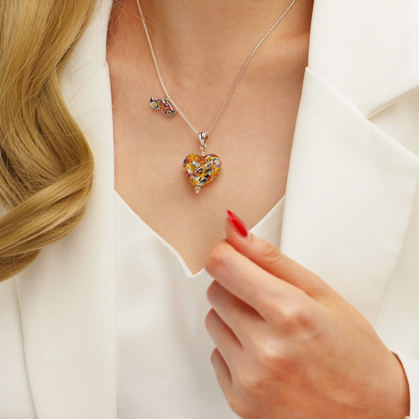 THE KISS | Classic Gold Double Heart Necklace - Leather - Pendant Necklace