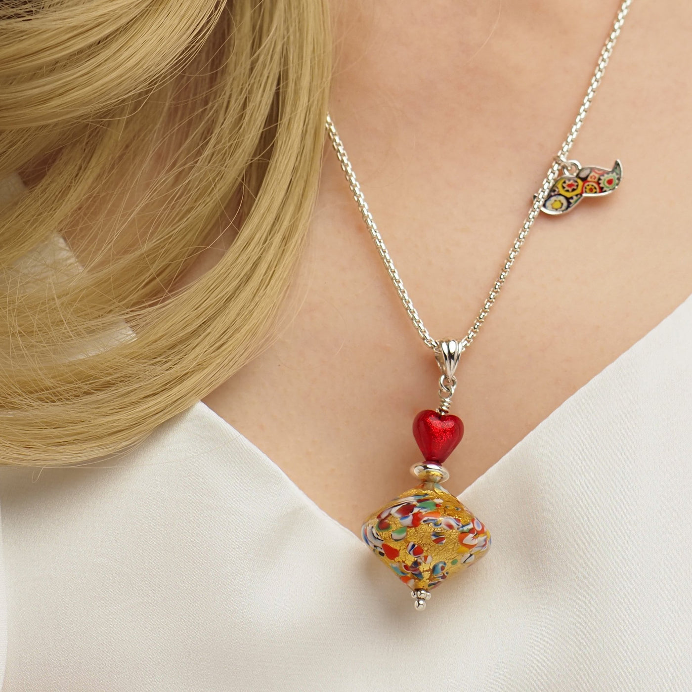 THE KISS | Elegance Pendant Necklace - Gold x Red Ball - Pendant Necklace